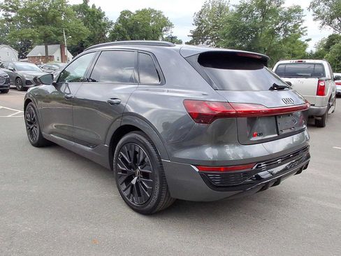 Certified 2024 Audi Q8 e-tron Prestige AWD/4WD image 25