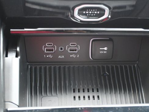 New 2026 Jeep Grand Cherokee L 2WD image 17
