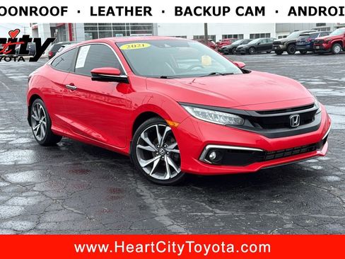 Used 2019 Honda Civic Touring image 1