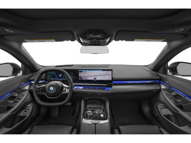 Used 2026 BMW i5 eDrive40 w/ Premium Package RWD image 10