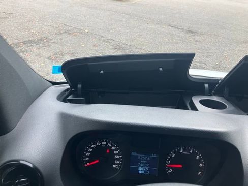 Used 2022 Mercedes-Benz Sprinter 2500 image 14