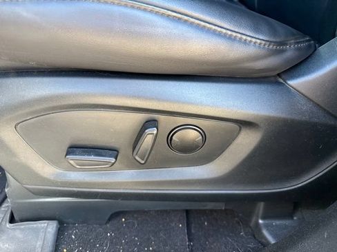 Certified 2024 Ford Explorer XLT w/ Equipment Group 202A AWD/4WD image 15