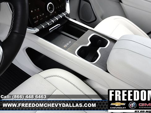Certified 2024 GMC Acadia Denali w/ Super Cruise Package FWD image 29