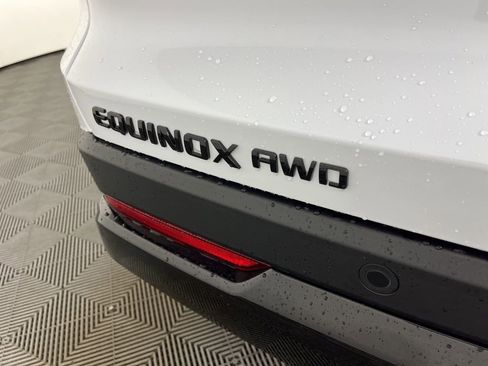 New 2026 Chevrolet Equinox RS AWD/4WD image 3