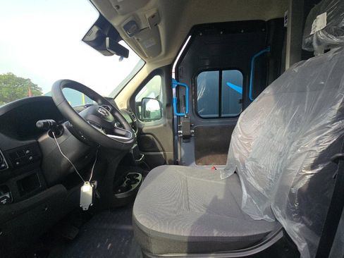 Used 2024 RAM ProMaster 3500 image 7