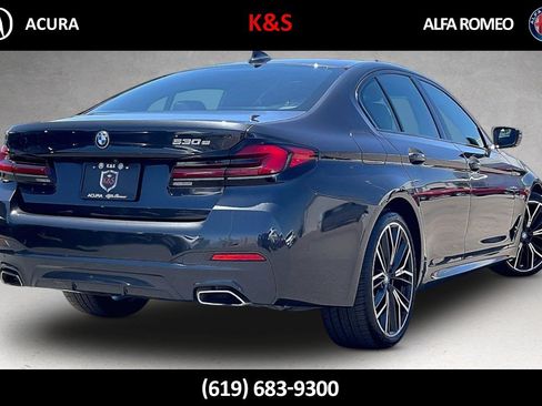 Used 2023 BMW 530e w/ M Sport Package RWD image 32