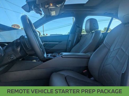 Used 2024 BMW 530i xDrive w/ Premium Package image 14