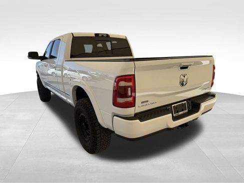 Used 2022 RAM 2500 Limited AWD/4WD image 9