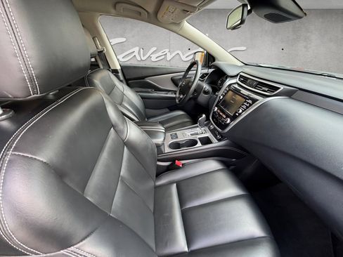Used 2023 Nissan Murano SV image 29