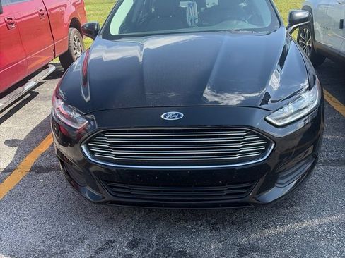 Used 2016 Ford Fusion S FWD image 2