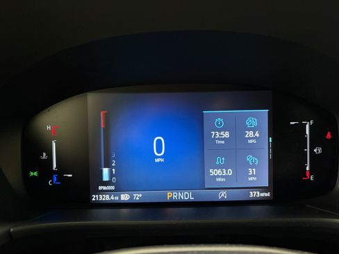 Certified 2025 Ford Escape ST-Line Select AWD/4WD image 16