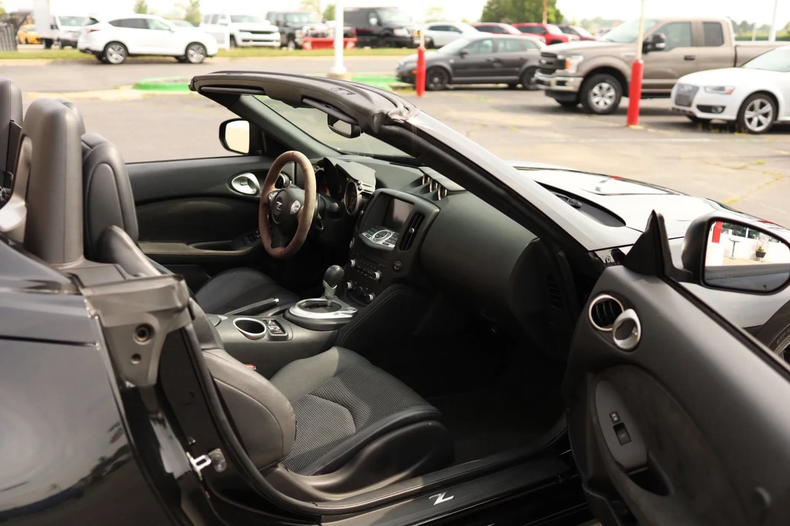 Used 2019 Nissan 370Z Touring RWD image 41