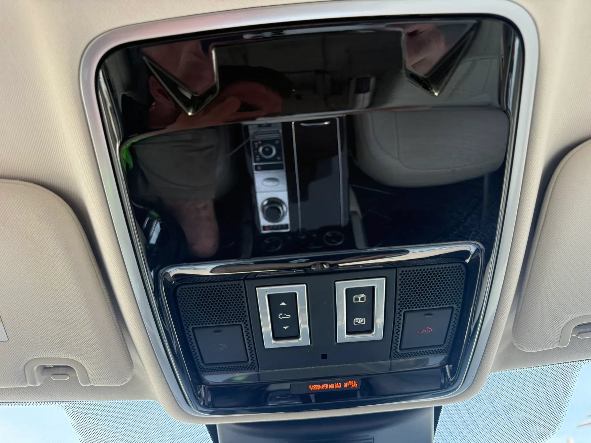 Used 2018 Land Rover Range Rover HSE AWD/4WD image 30