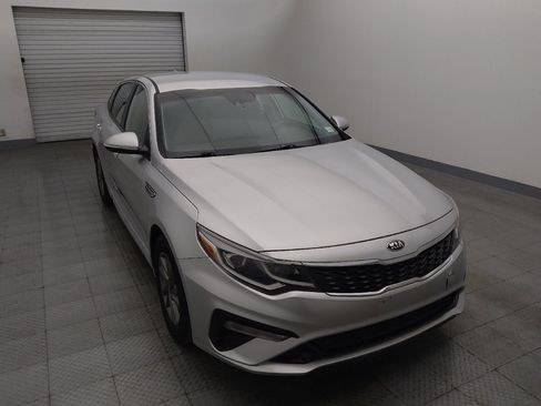 Used 2020 Kia Optima LX FWD image 14