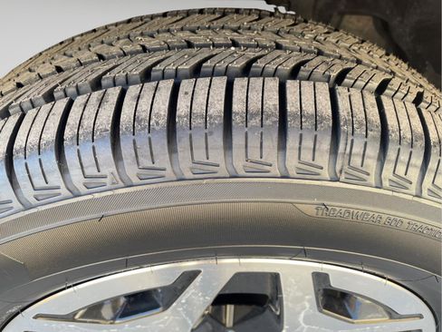 Used 2024 Subaru Forester Premium image 25