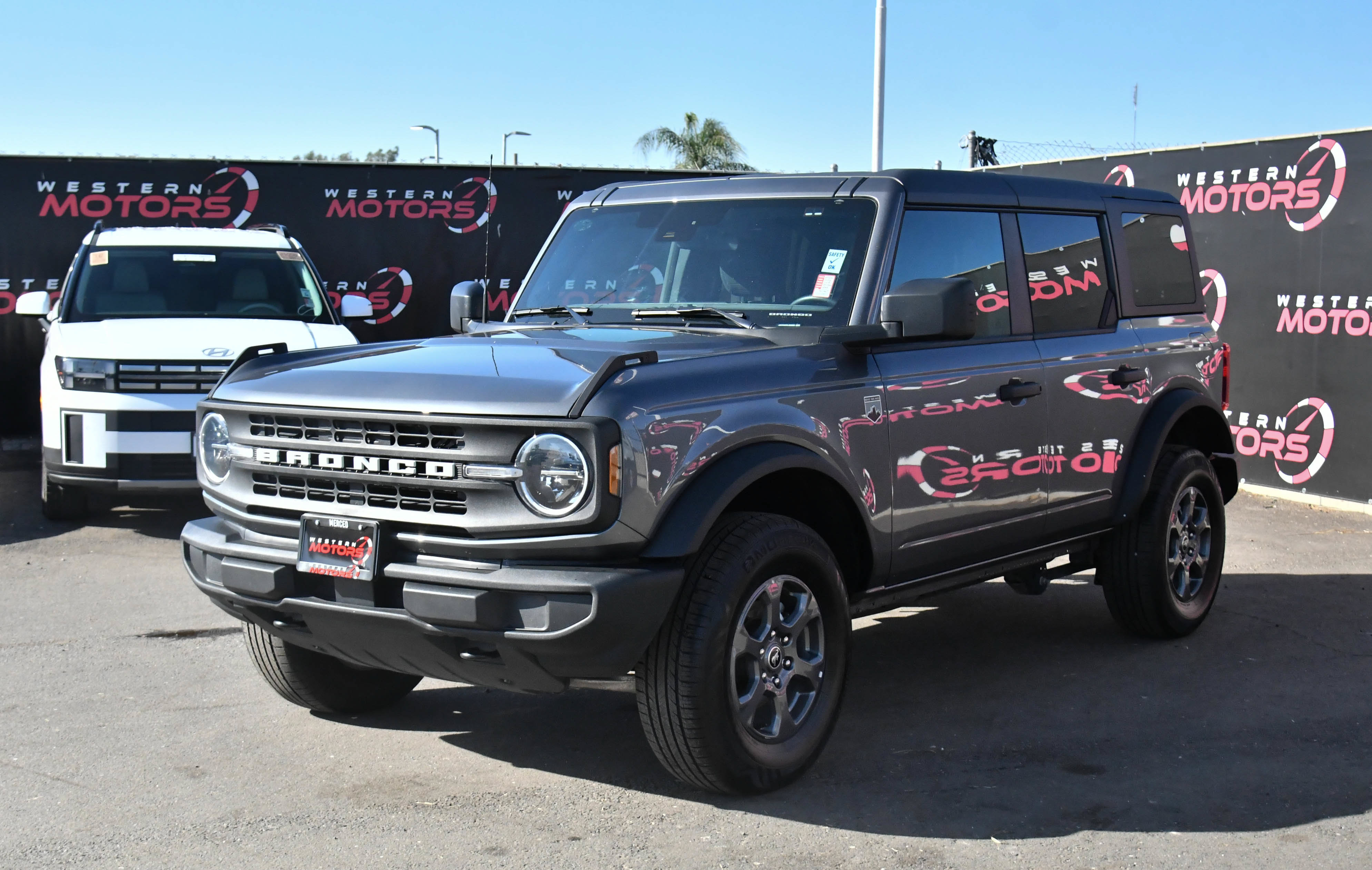 Used 2025 Ford Bronco Big Bend AWD/4WD image 3