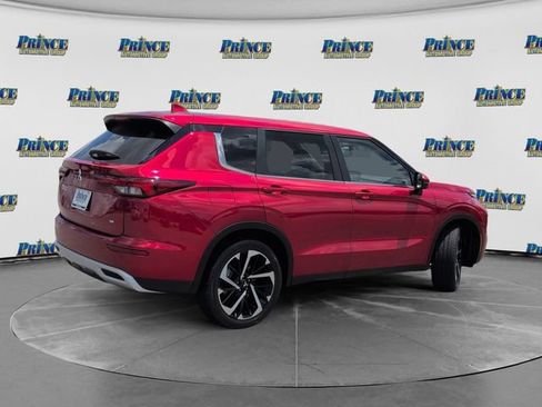 Used 2024 Mitsubishi Outlander SE FWD image 6
