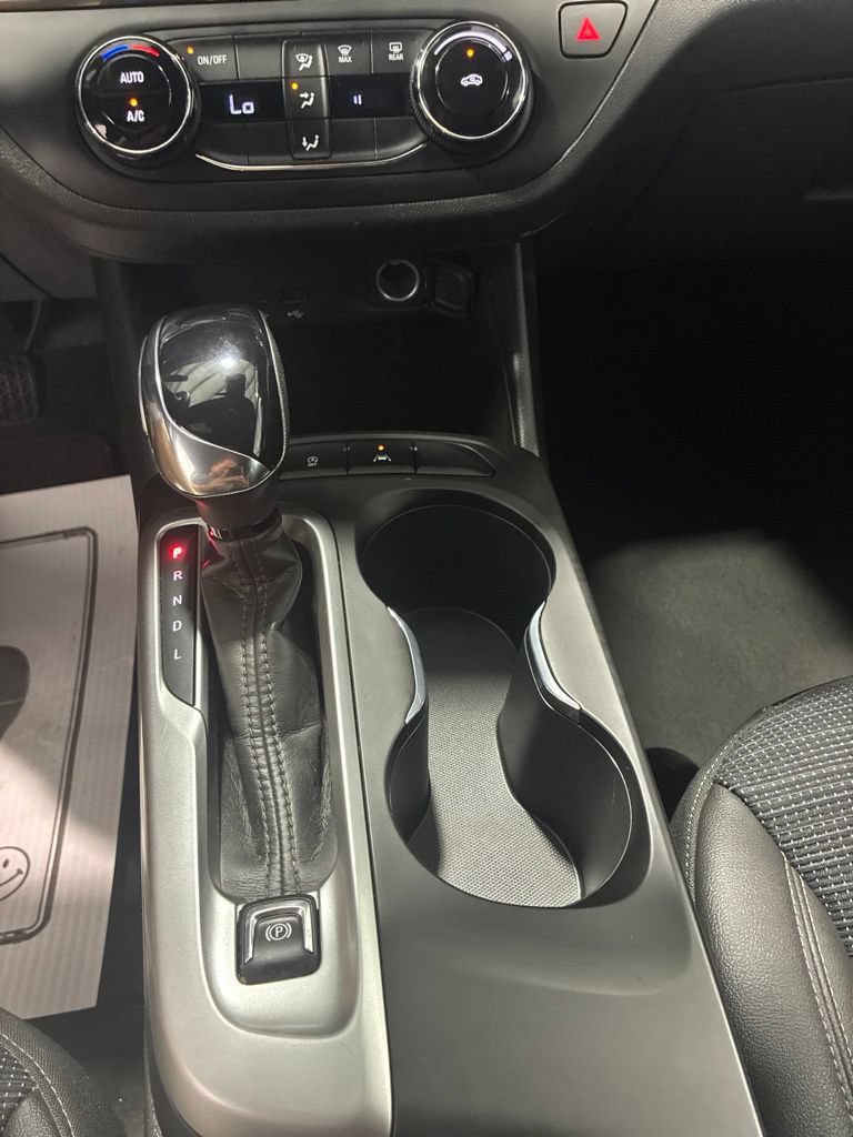 Used 2025 Buick Envista Preferred FWD image 16