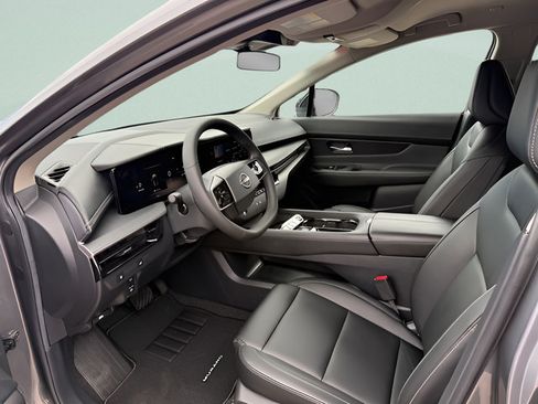 Used 2025 Nissan Murano SV AWD/4WD image 4
