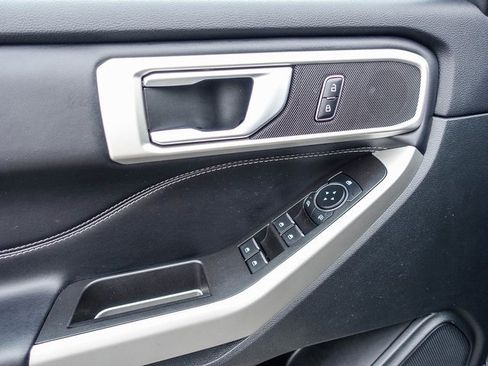 Used 2023 Ford Explorer XLT w/ Equipment Group 202A image 21