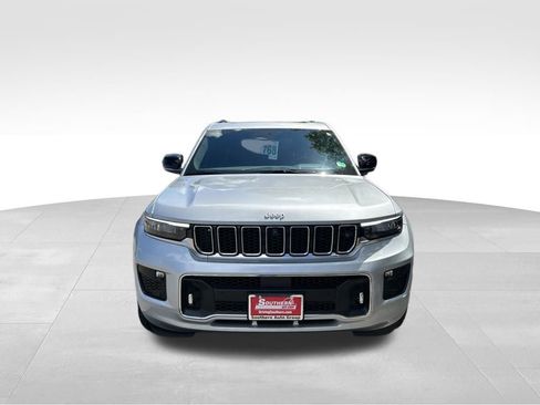Used 2025 Jeep Grand Cherokee L Overland w/ Advanced Protech Group III image 2