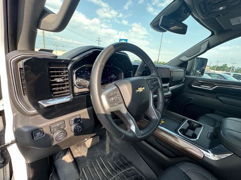 Used 2024 Chevrolet Silverado 3500 LT w/ All Star Edition AWD/4WD image 15