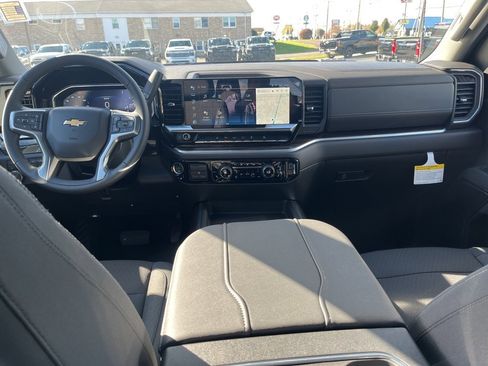 New 2026 Chevrolet Silverado 2500 LT w/ Z71 Chrome Sport Edition image 24