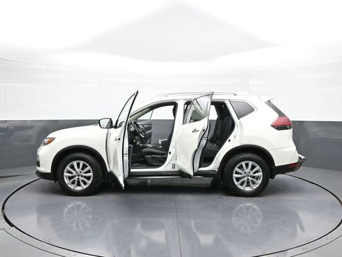 Used 2019 Nissan Rogue S w/ Special Edition Package image 41