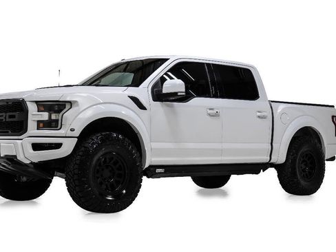 Used 2017 Ford F150 Raptor w/ Equipment Group 802A Luxury AWD/4WD image 2