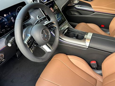 New 2026 Mercedes-Benz CLE 300 4MATIC Coupe image 9