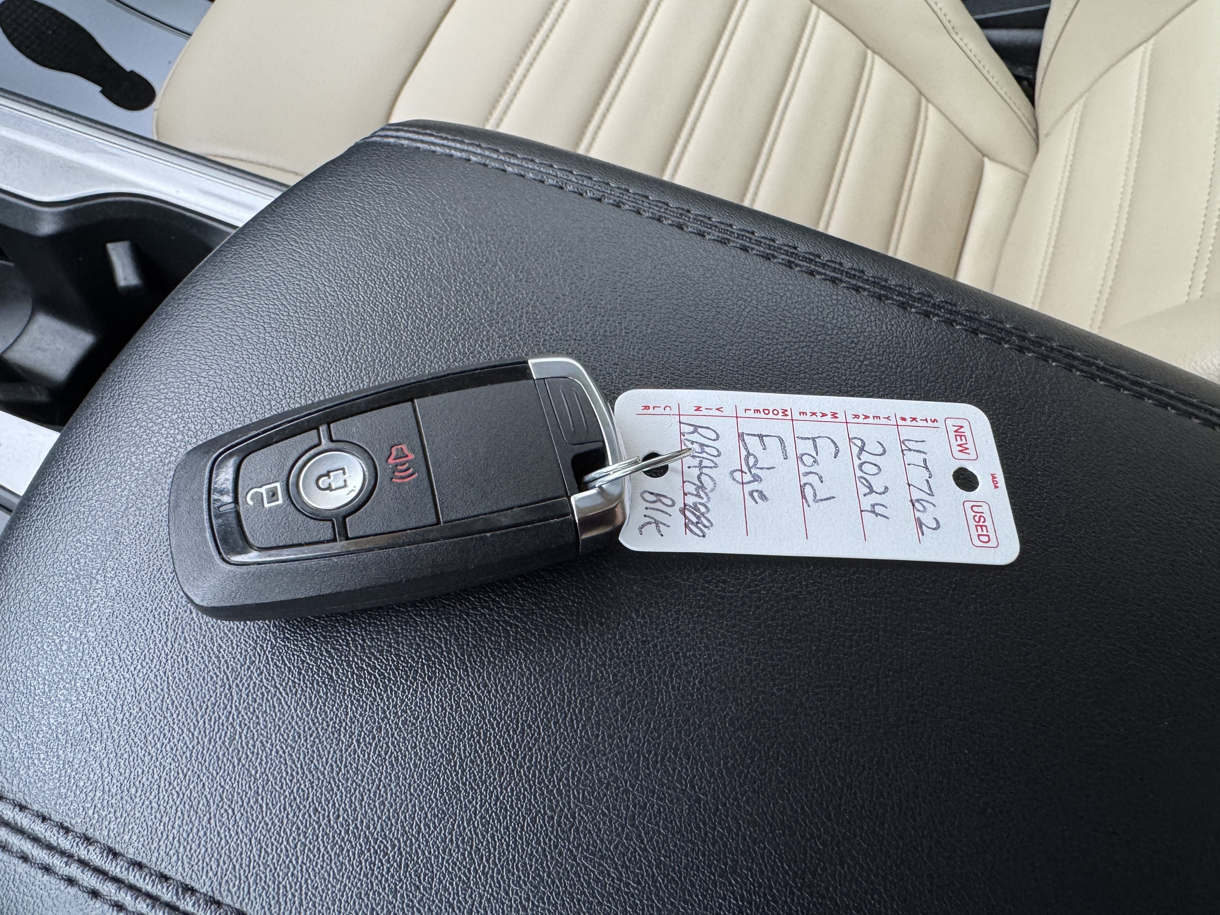 Used 2024 Ford Edge SEL AWD/4WD image 22