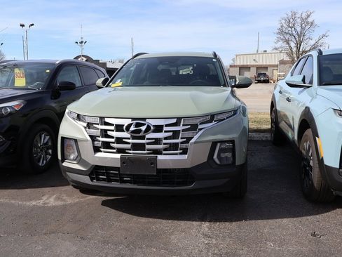 Used 2022 Hyundai Santa Cruz SEL Premium w/ Cargo Package image 10