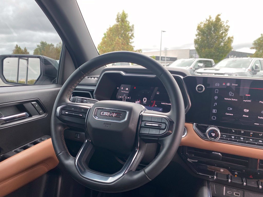 Used 2025 GMC Canyon AT4 AWD/4WD image 33