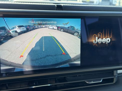 Certified 2024 Jeep Wrangler Unlimited Sahara image 21