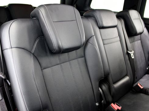 Used 2018 Mercedes-Benz GLS 450 4MATIC w/ Premium Package image 45