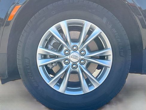 Used 2025 Cadillac XT5 Luxury w/ LPO, Floor Liner Package AWD/4WD image 32