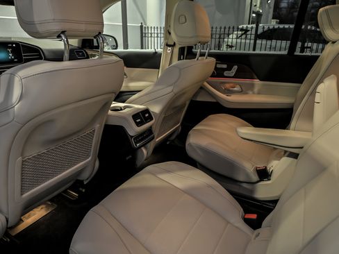 Used 2023 Mercedes-Benz GLS 450 450 image 29