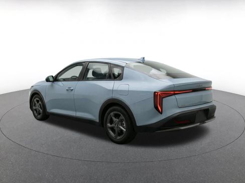 Used 2025 Kia K4 FWD image 7