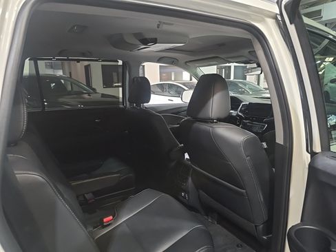 Used 2019 Honda Pilot Touring image 22