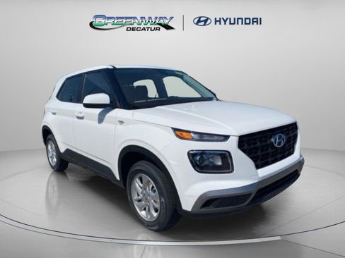 New 2026 Hyundai Venue SE FWD image 1