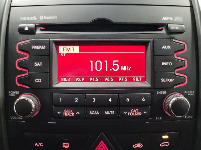 Used 2011 Kia Sorento LX w/ Convenience Pkg AWD/4WD image 3