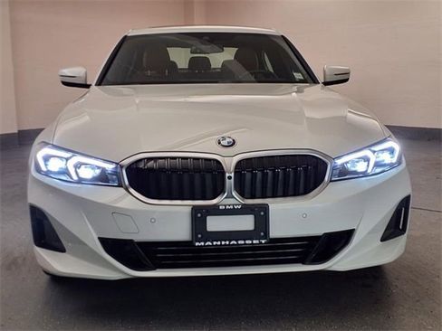 Used 2025 BMW 330i xDrive Sedan w/ Premium Package image 35