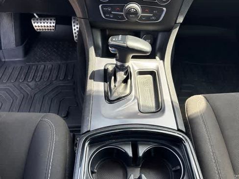 Used 2020 Dodge Charger R/T w/ Driver Convenience Group RWD image 18
