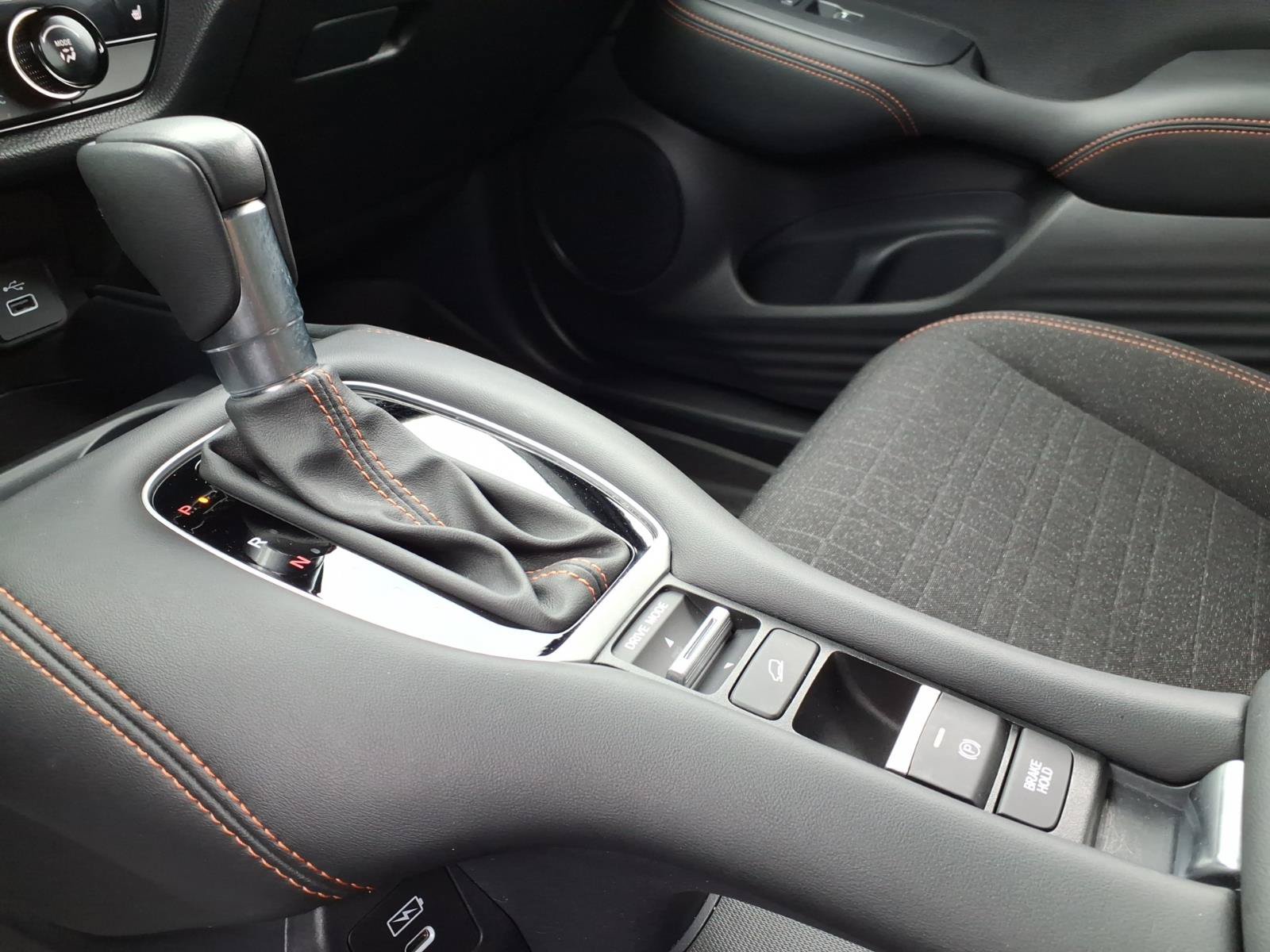 Certified 2025 Honda HR-V Sport image 21