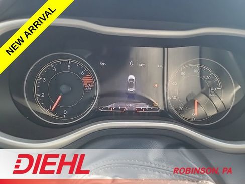 Used 2018 Jeep Cherokee Limited AWD/4WD image 11