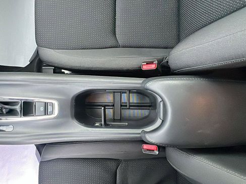 Used 2019 Honda HR-V EX image 26