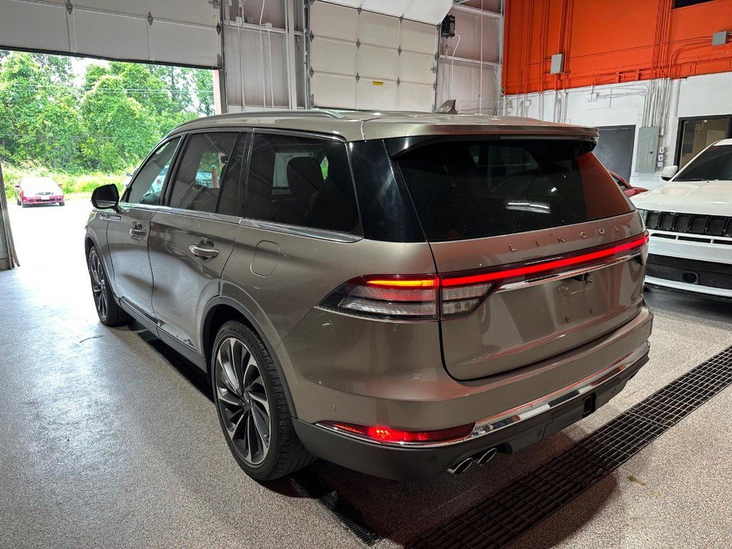 Used 2020 Lincoln Aviator Reserve w/ Equipment Group 202A AWD/4WD image 5