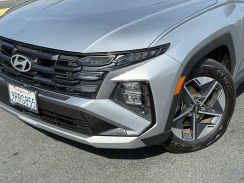 Used 2025 Hyundai Tucson SEL FWD image 3