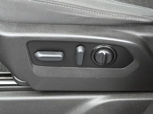 Used 2022 GMC Sierra 1500 Elevation image 12