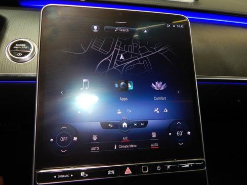 Used 2023 Mercedes-Benz S 580 4MATIC Sedan w/ AMG Line image 28